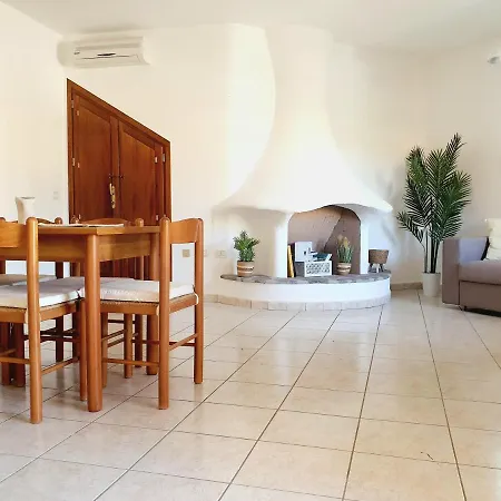 La Casa Di Mara - In Zona Residenziale A Pochi Minuti Da Vakantiehuis *