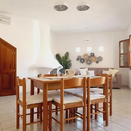 Vakantiehuis La Casa Di Mara - In Zona Residenziale A Pochi Minuti Da