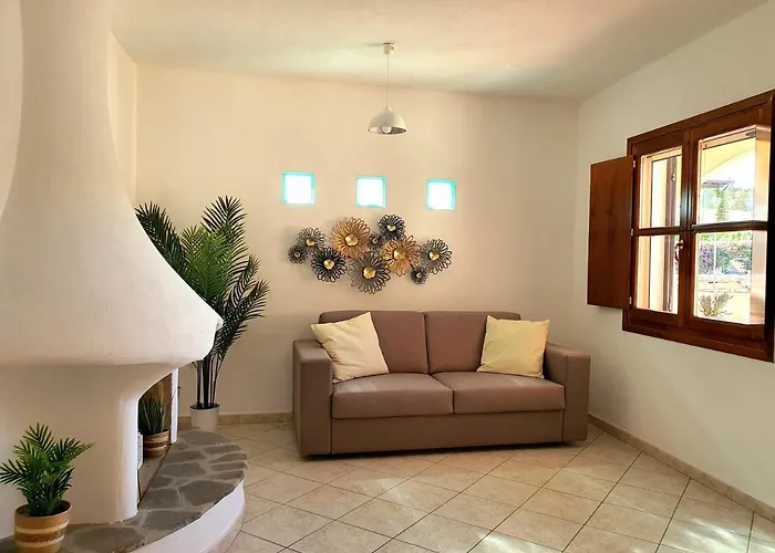 La Casa Di Mara - In Zona Residenziale A Pochi Minuti Da Cala Liberotto